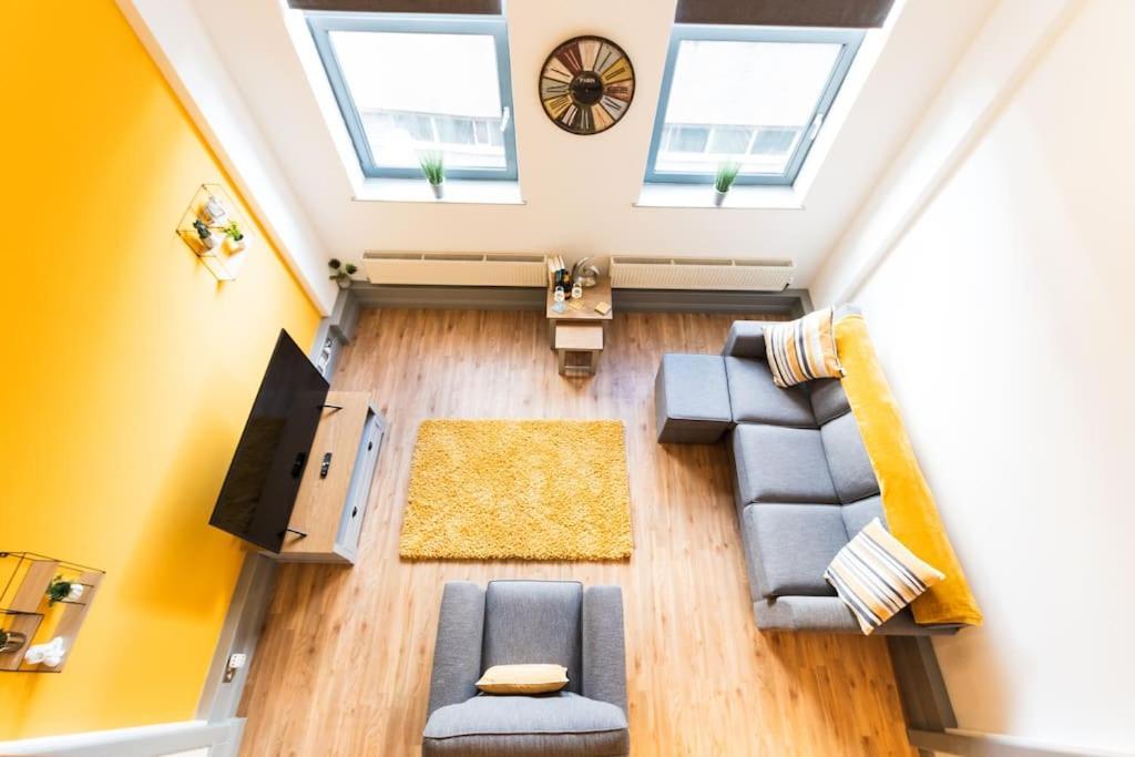 Nottingham Central Lace Market Apartment With Three Bedrooms And Free Parking ภายนอก รูปภาพ
